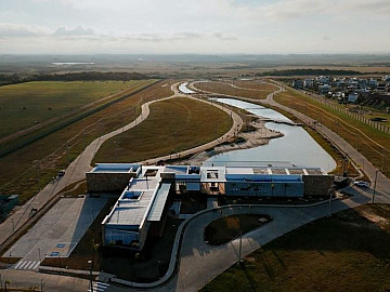 Terreno Fundo Lago Riviera Condom�nio Clube