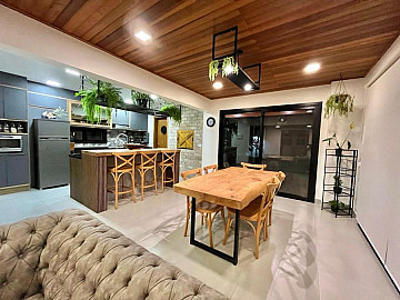 Sobrado Cond. Veredas